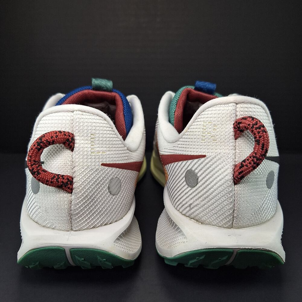 Nike Pegasus Trail 5 Womens 9.5 White Court Blue Cedar DV3865-100 Trail Shoes - Picture 3 of 16
